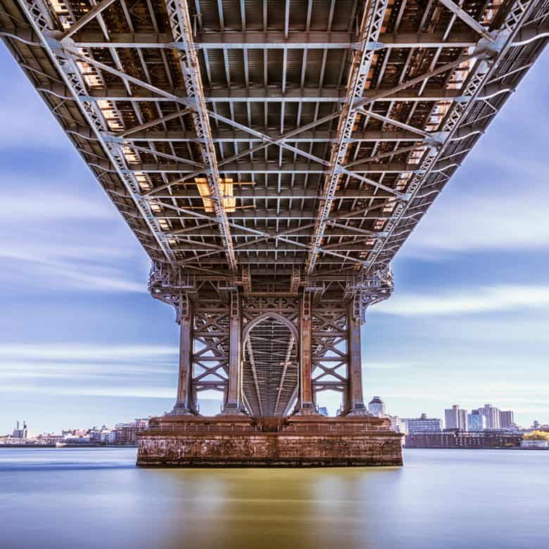 Bajo el Puente de Manhattan